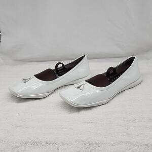 JEFFREY CAMPBELL BALLERINA FLAT IN WHITE CRINKLE PATTEN LADIES 8.5 NWOB GORGEOUS